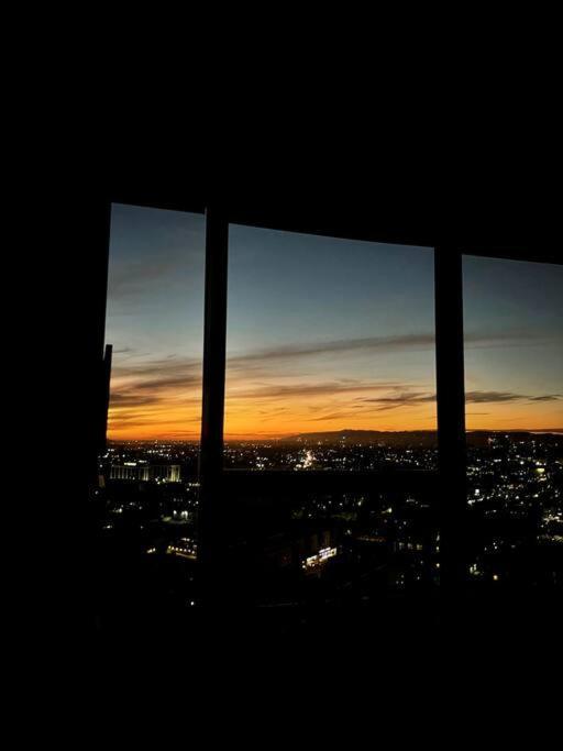 Luxury Highrise Condo Downtown La Los Angeles Extérieur photo