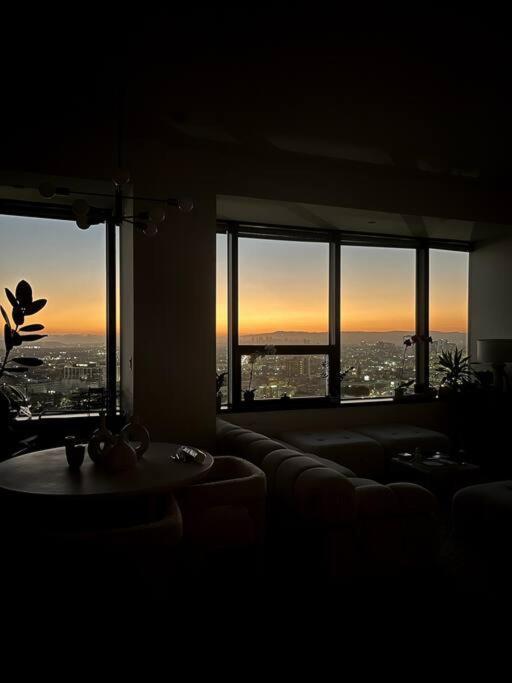 Luxury Highrise Condo Downtown La Los Angeles Extérieur photo