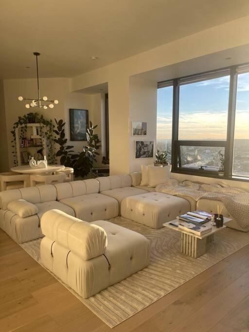 Luxury Highrise Condo Downtown La Los Angeles Extérieur photo
