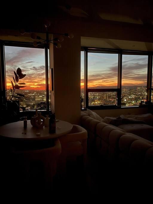 Luxury Highrise Condo Downtown La Los Angeles Extérieur photo